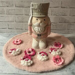 ARLINGTON DESIGNS Figural Ceramic Nutcracker Cookie Jar
